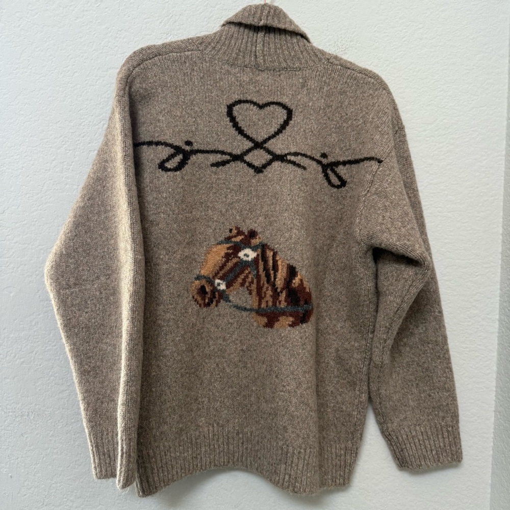 Rumored Wild Horses Cardigan Size Medium - Picture 5 of 6